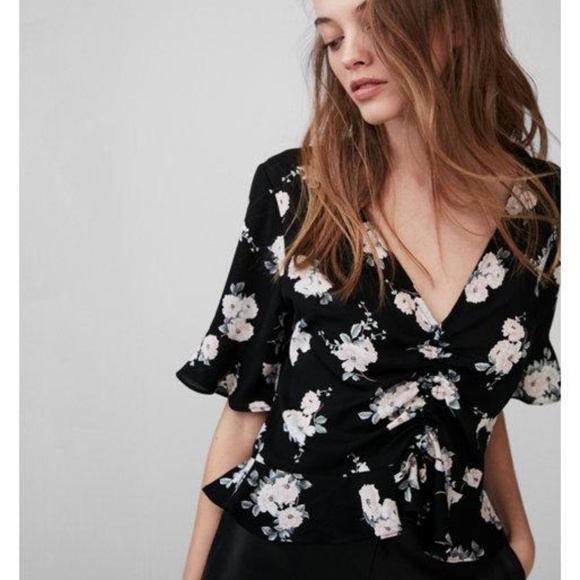 Express Tops - Express XXS floral ruffle hem crop top